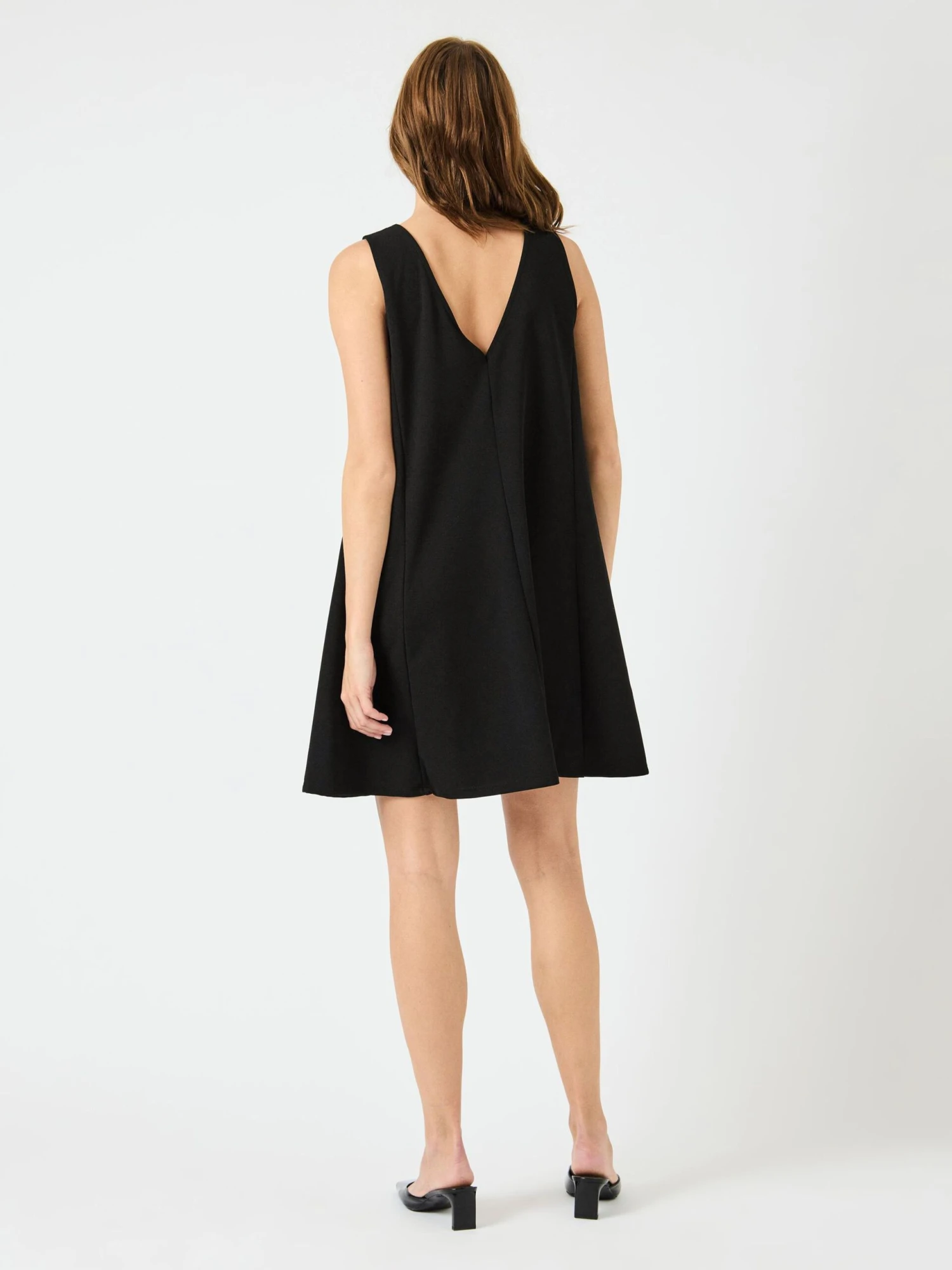 YASMALEA SLIP-OVER JURK 4 YASMALEA SLIP-OVER JURK - Afbeelding 2