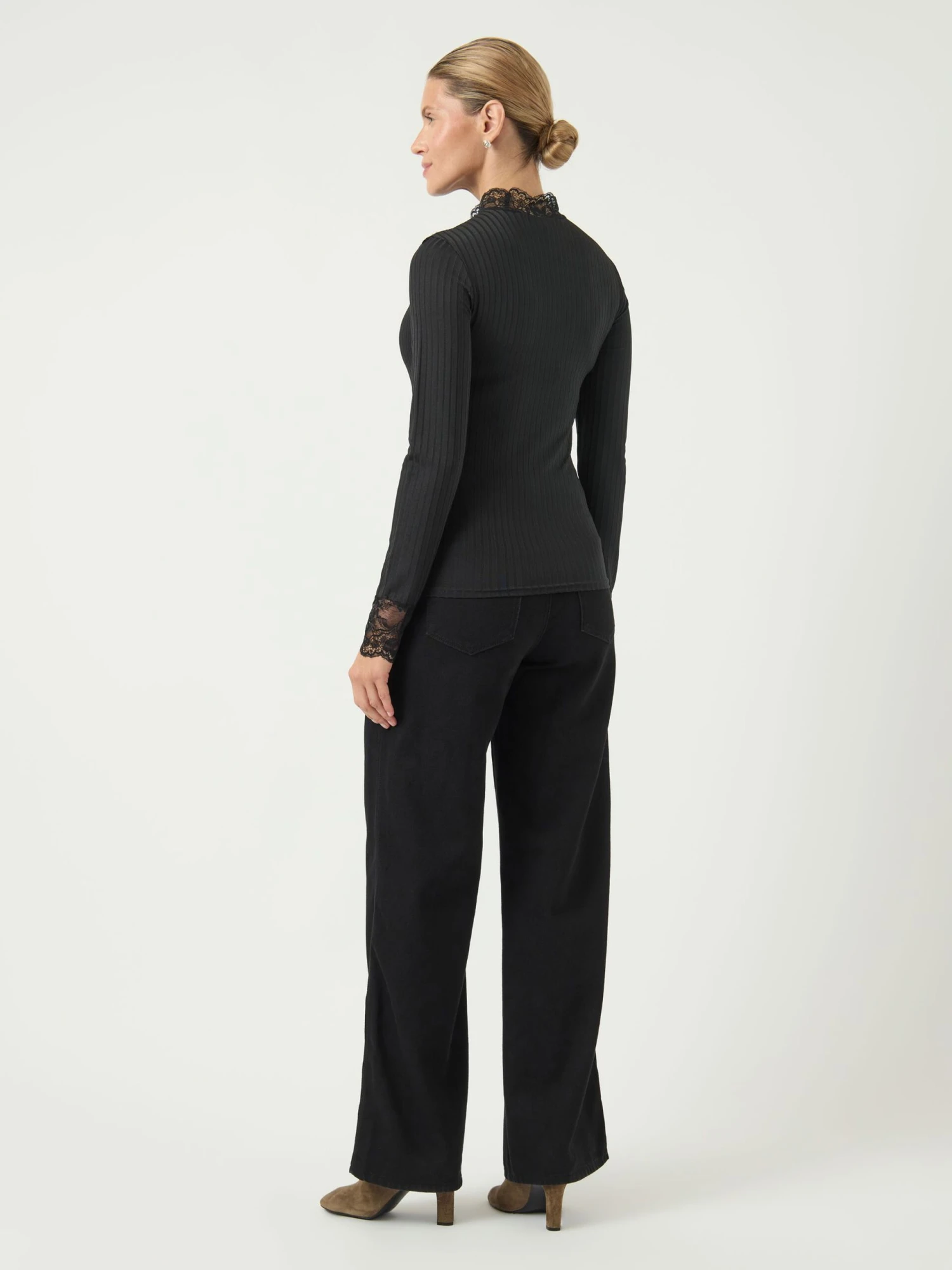 YASBLACE TOP MET LANGE MOUWEN 4 YASBLACE TOP MET LANGE MOUWEN - Afbeelding 2