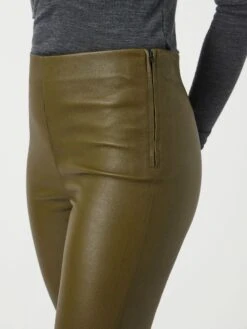 YASZELLU LEREN BROEK 10 YASZELLU LEREN BROEK -YAS Kleding Winkel 26031971 DarkOlive 006