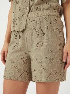 YASSAGGA SHORTS -YAS Kleding Winkel 26036822 SilverSage 006