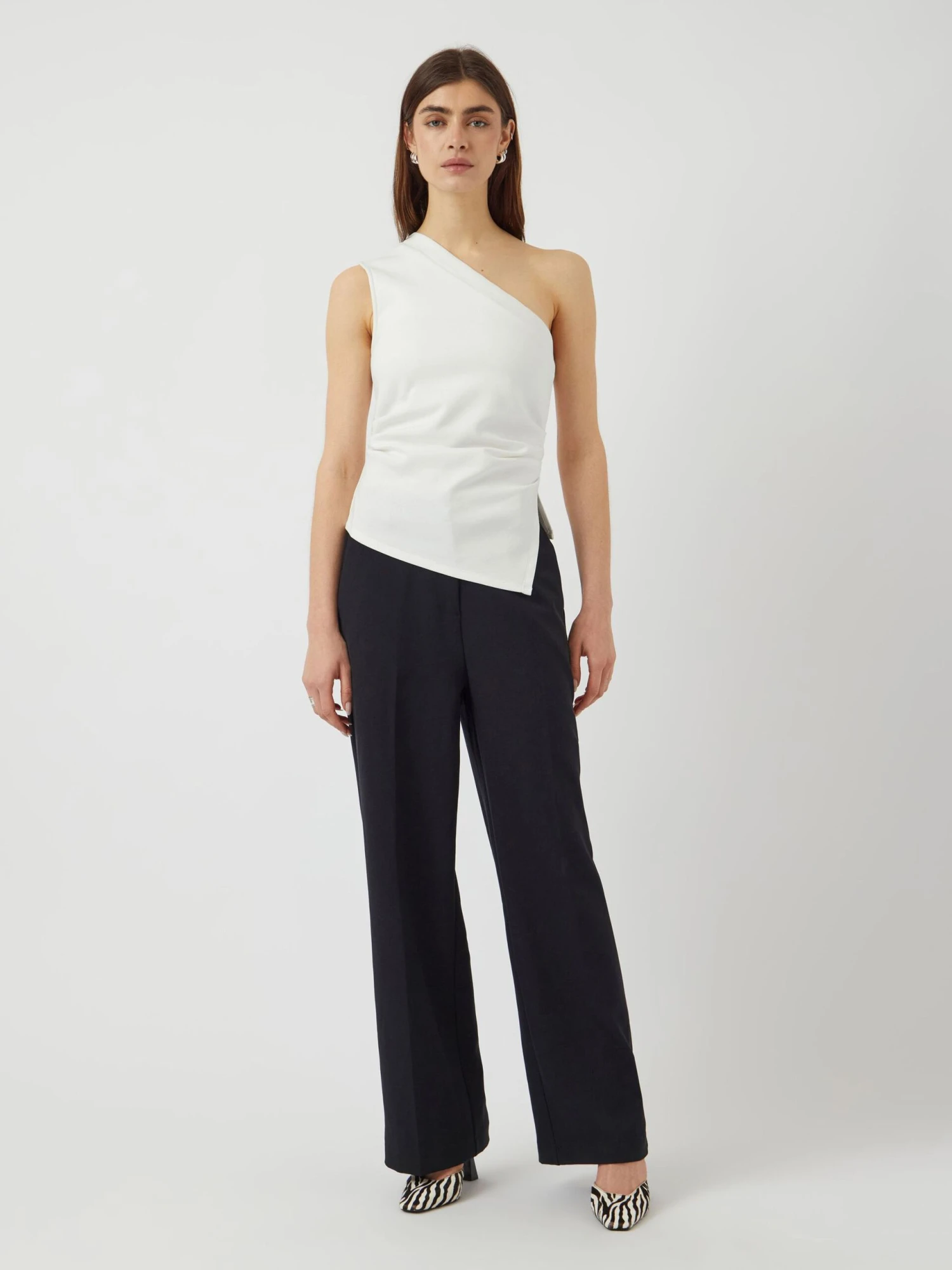 YASVENICE ONE-SHOULDER TOP 6 YASVENICE ONE-SHOULDER TOP - Afbeelding 4