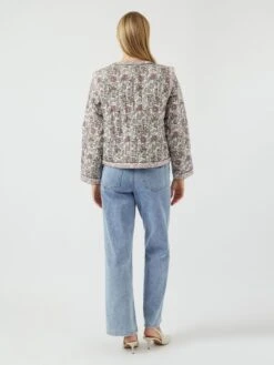 YASPAULA GEWATTEERDE JAS 11 YASPAULA GEWATTEERDE JAS -YAS Kleding Winkel 26037892 StarWhite 1194338 004