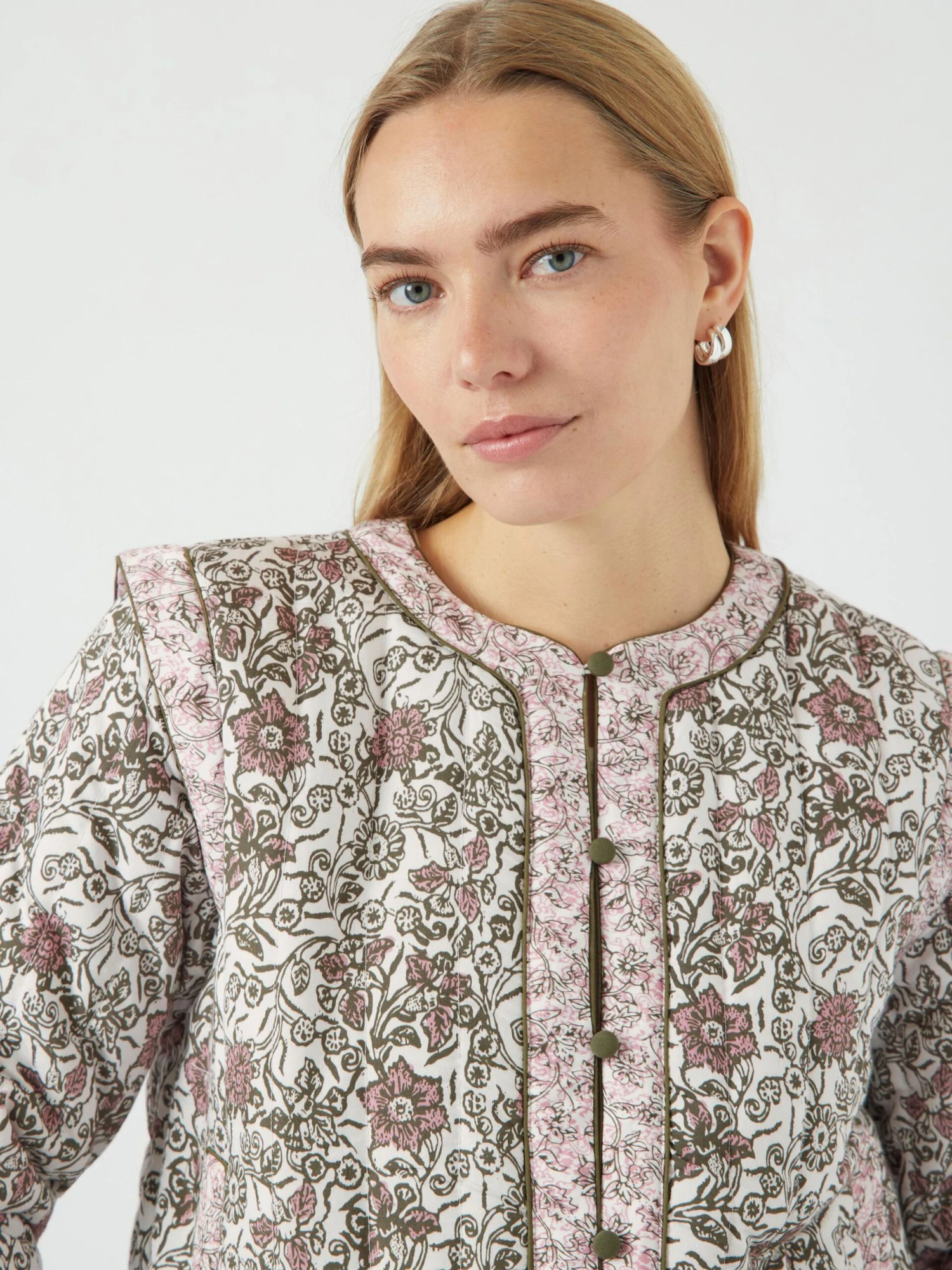 YASPAULA GEWATTEERDE JAS 8 YASPAULA GEWATTEERDE JAS - Afbeelding 6