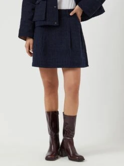 YASVICKY HMW MINIROK