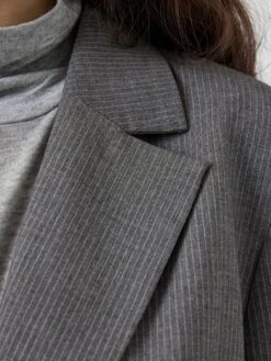 YASKIMA KRIJTSTREEP BLAZER -YAS Kleding Winkel 26038414 MediumGreyMelange 1211171 006