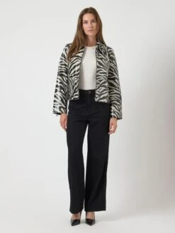 YASZABEA LEREN JAS 13 YASZABEA LEREN JAS -YAS Kleding Winkel 26038690 Black 1217493 005