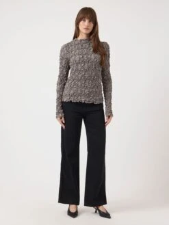 YASMERA TOP MET LANGE MOUWEN -YAS Kleding Winkel 26040040 TaupeGray 005